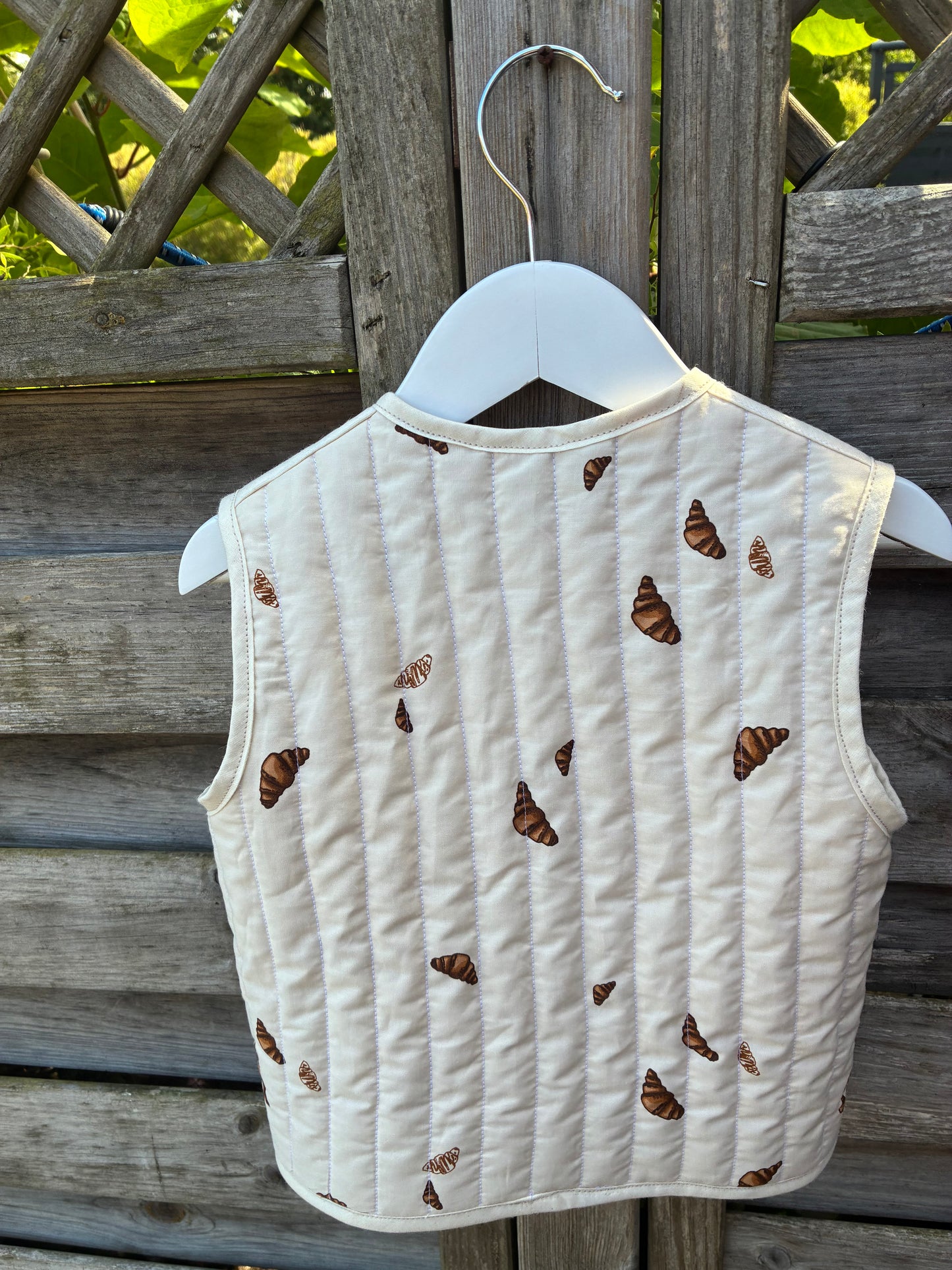 Croissant vest
