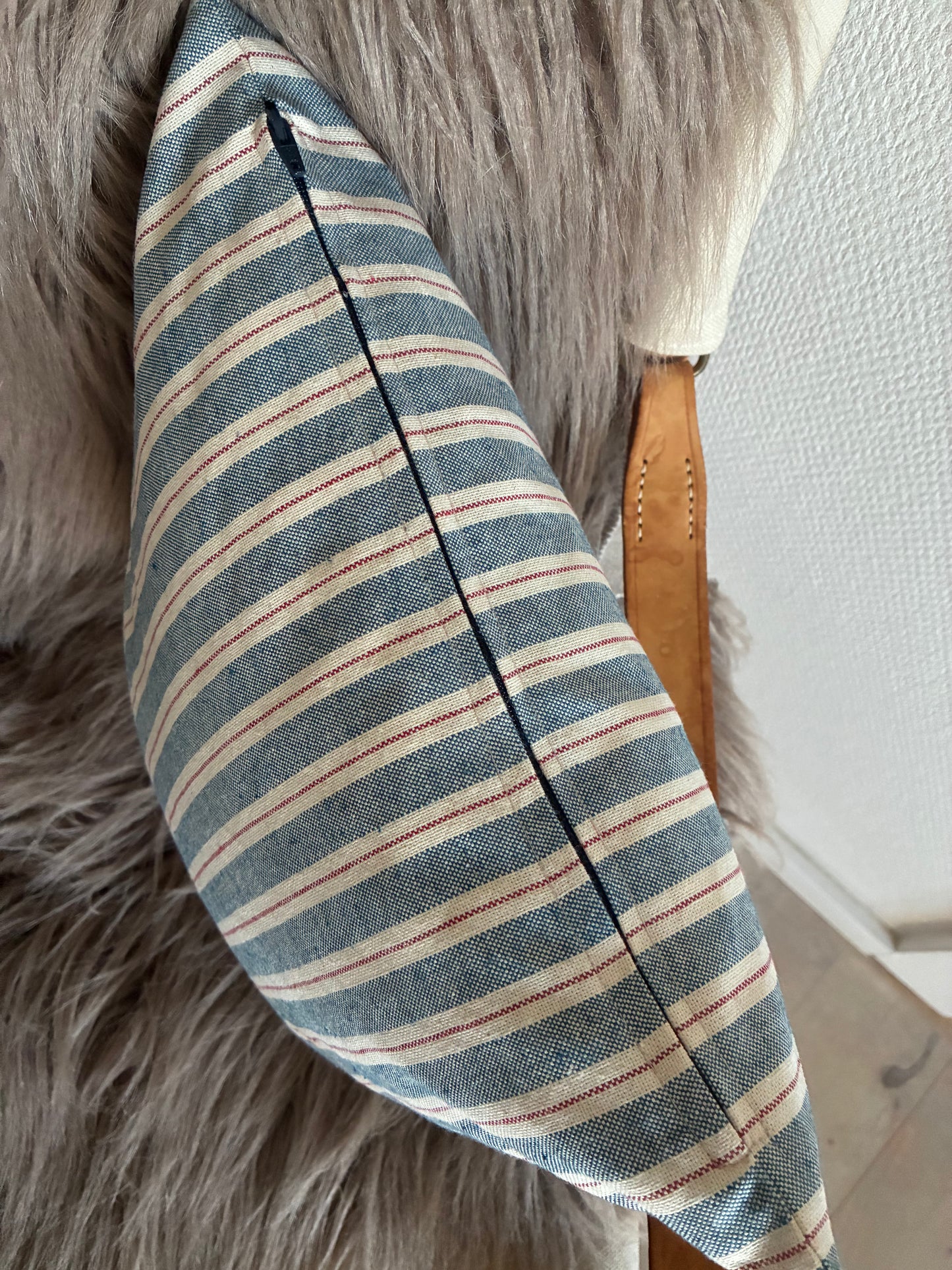 Skagen pude - blå lynlås